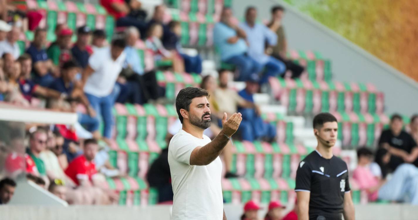 Marítimo vence nos Barreiros e cola-se ao topo