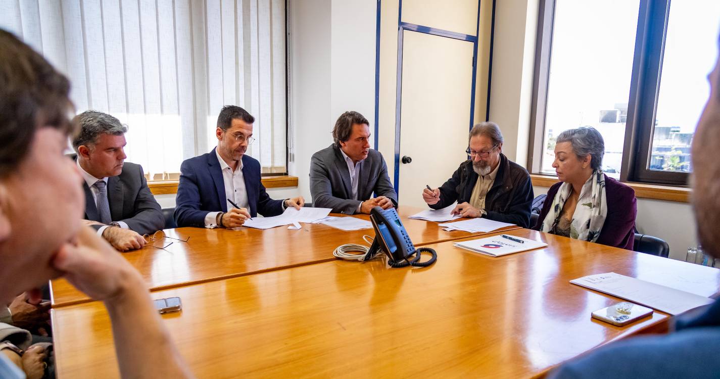 IHM celebra Acordo de Empresa com o SINTAP