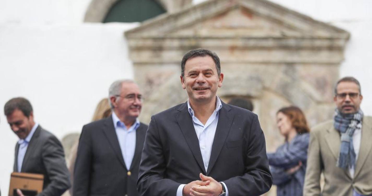 Primeiro-ministro confirma ter recebido carta do secretário-geral do PS e promete responder