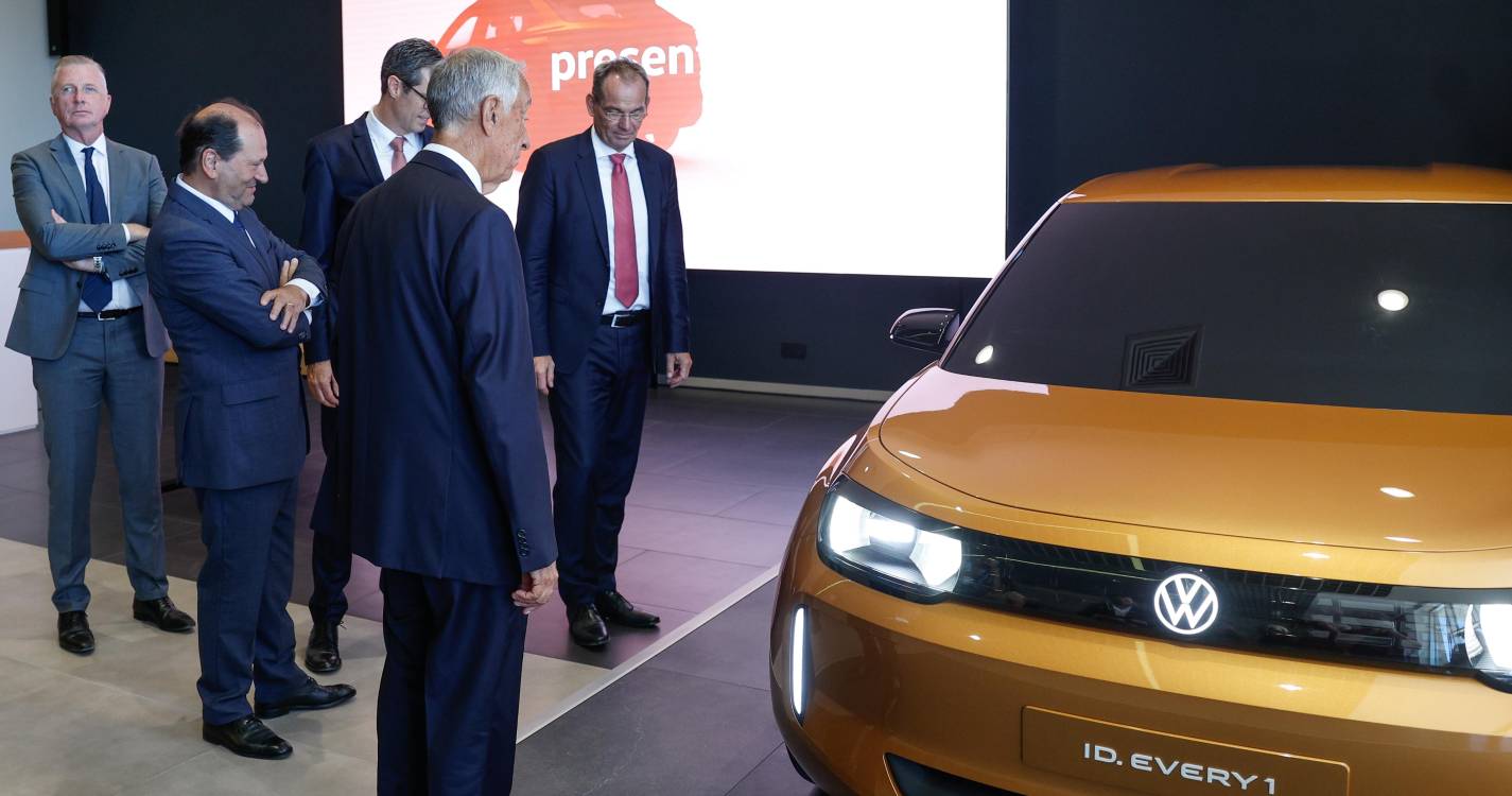 Marcelo realça “enorme passo” para Portugal com produção de novo carro na Autoeuropa