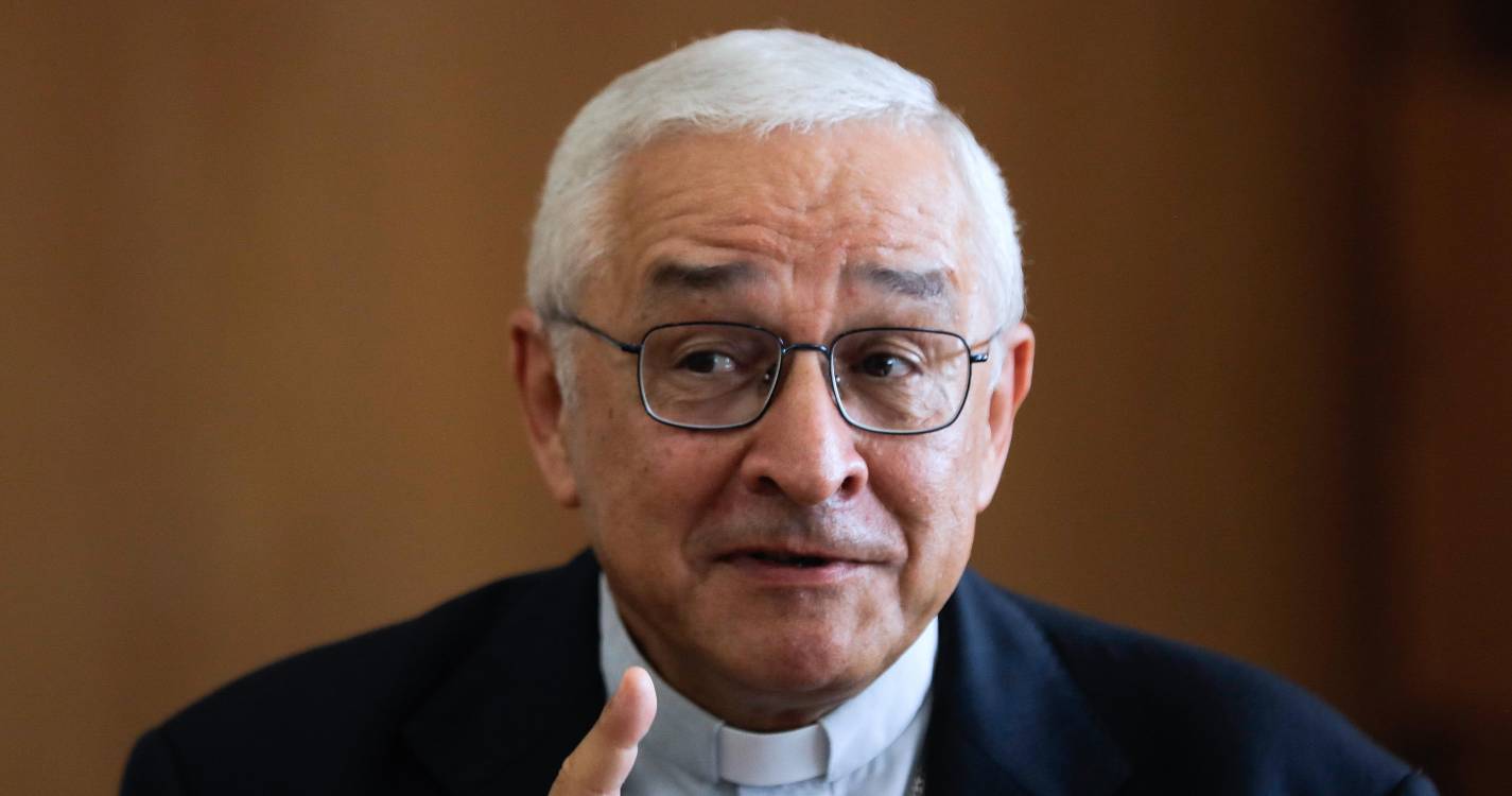 Bispos portugueses reúnem-se hoje para eleger sucessor do madeirense José Ornelas