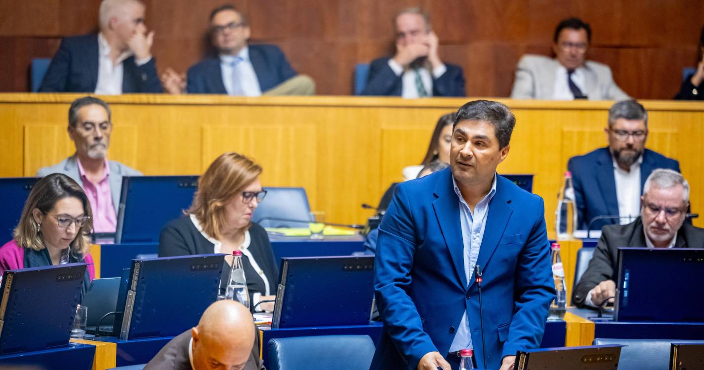 “O que está a crescer é o emprego mal remunerado e não qualificado”