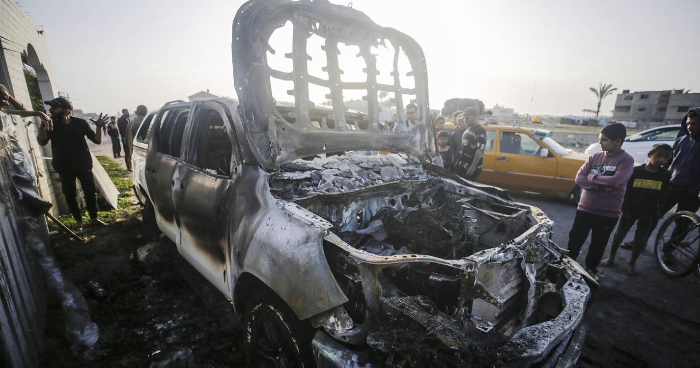 Quatro funcionários de ajuda humanitária mortos em Gaza após entrega de alimentos