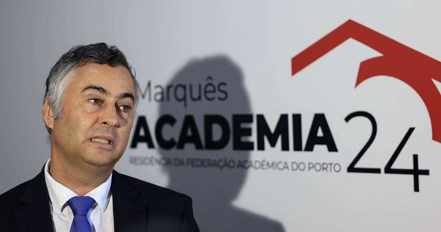 Partidos chamam ministro e reitor ao Parlamento sobre curso de Medicina no Porto