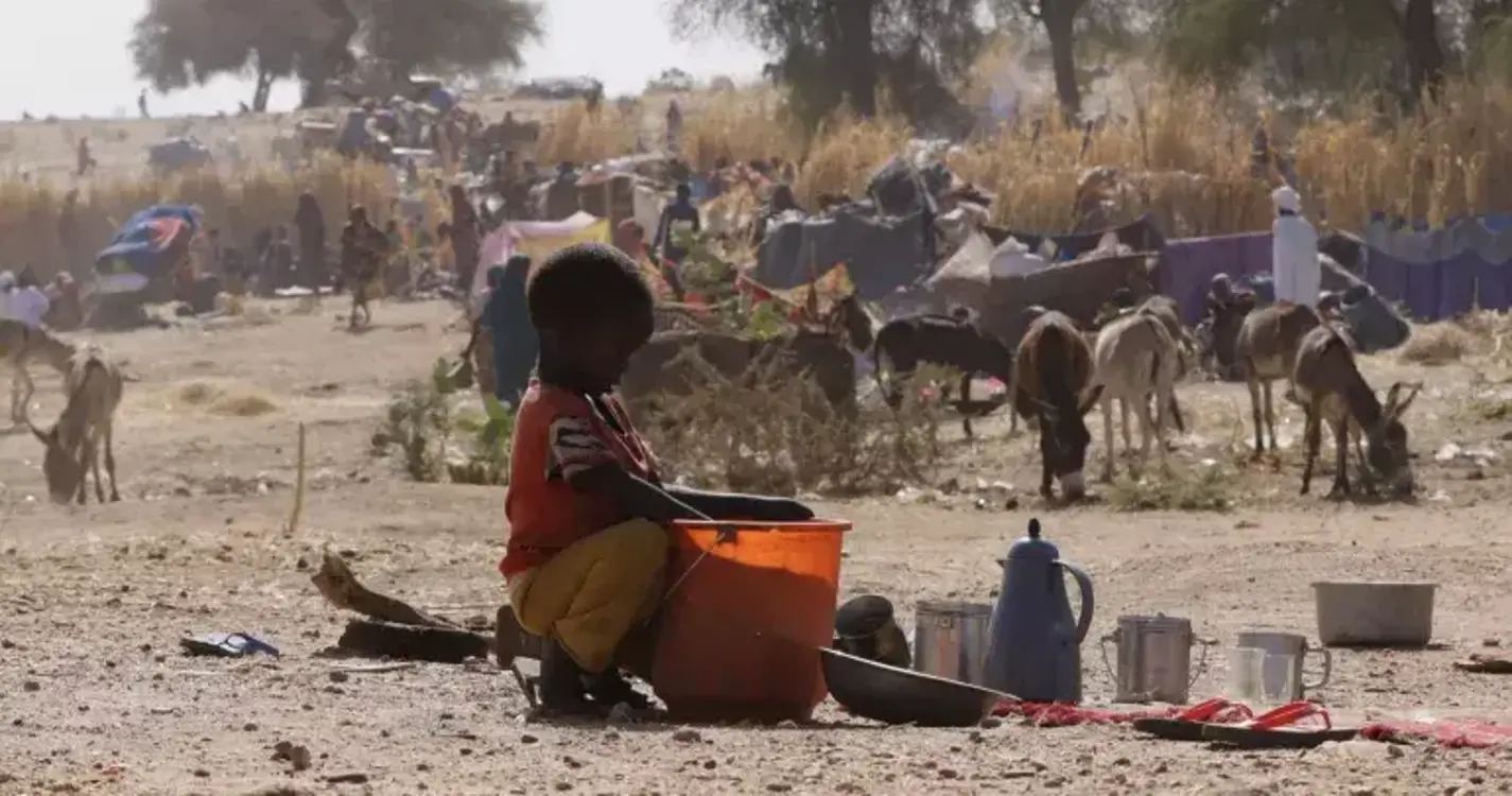 Sudão: Três camiões do Programa Alimentar Mundial “danificados e incendiados” no Darfur