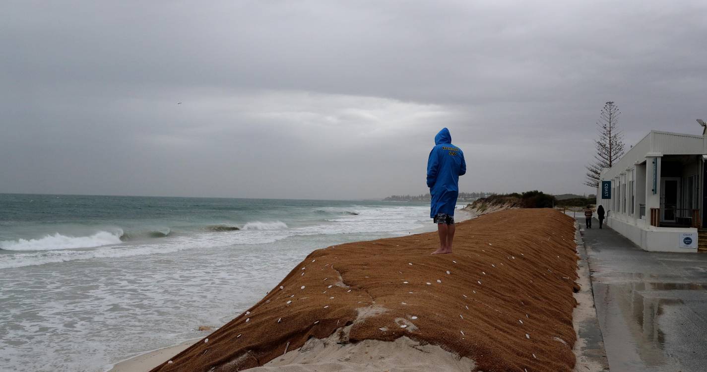 12 mortos em ataque em praia australiana durante festa judaica