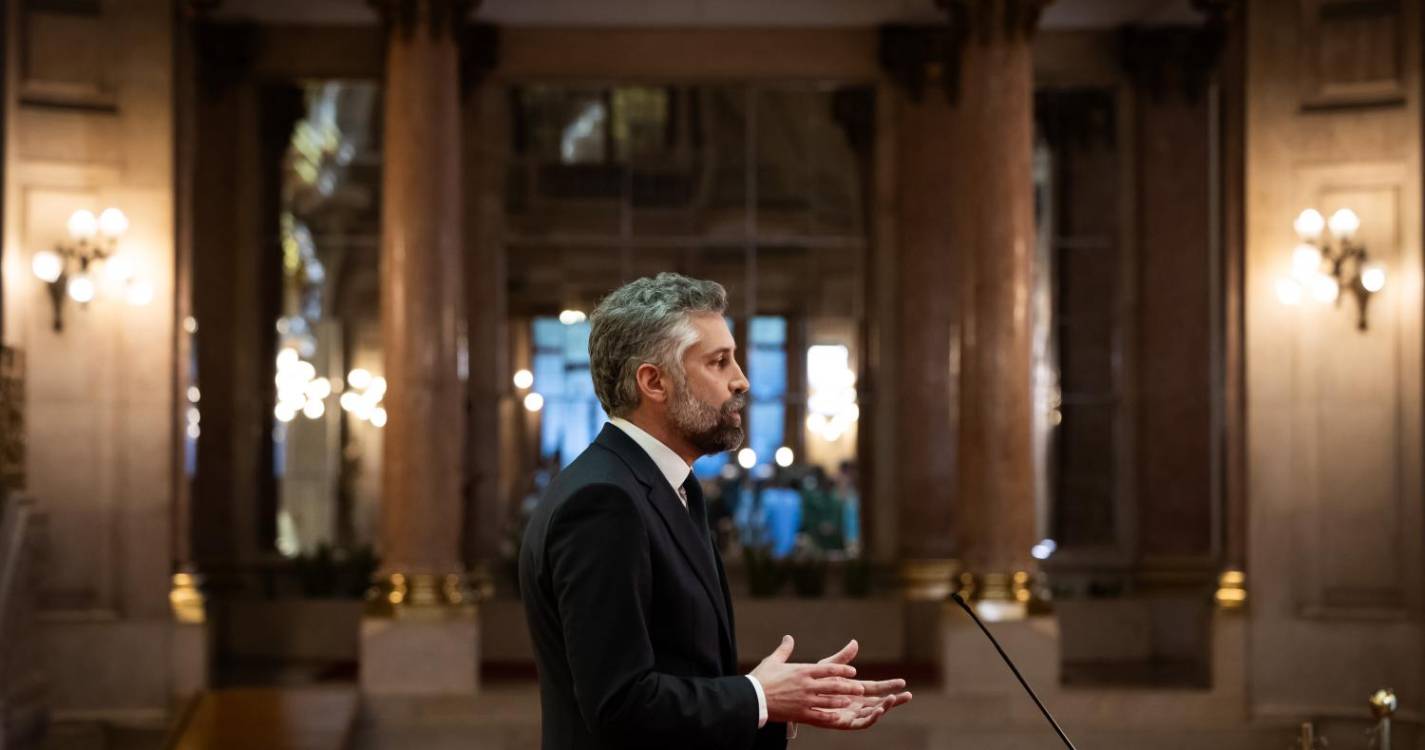 Governo: Pedro Nuno desafia Montenegro a apresentar uma moção de confiança