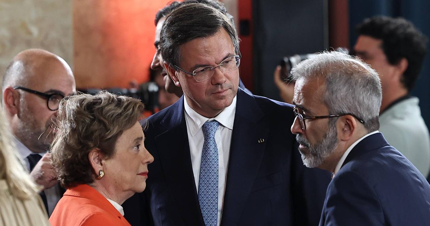 Governo: Ministro da Reforma do Estado promete “guerra à burocracia”