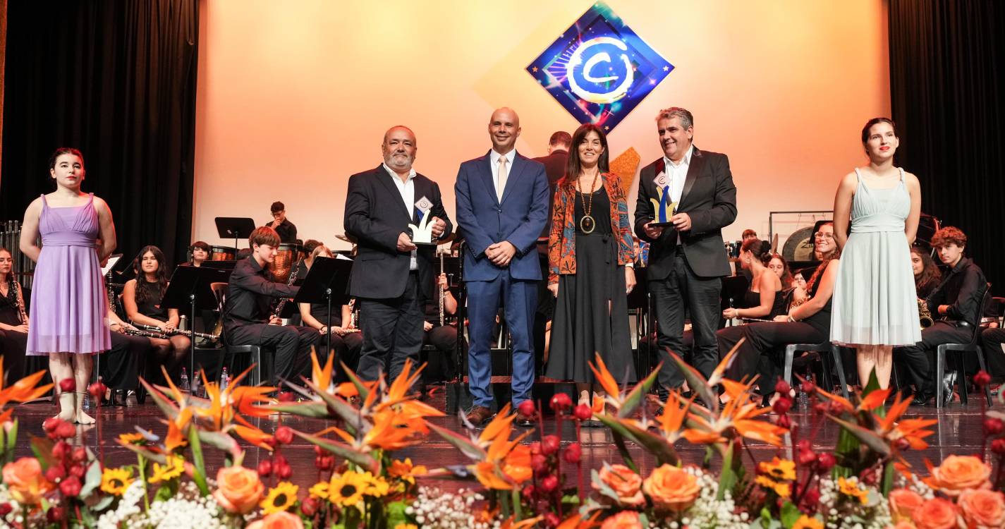 Percorra a galeria de fotos que mostra como foi a gala do Conservatório