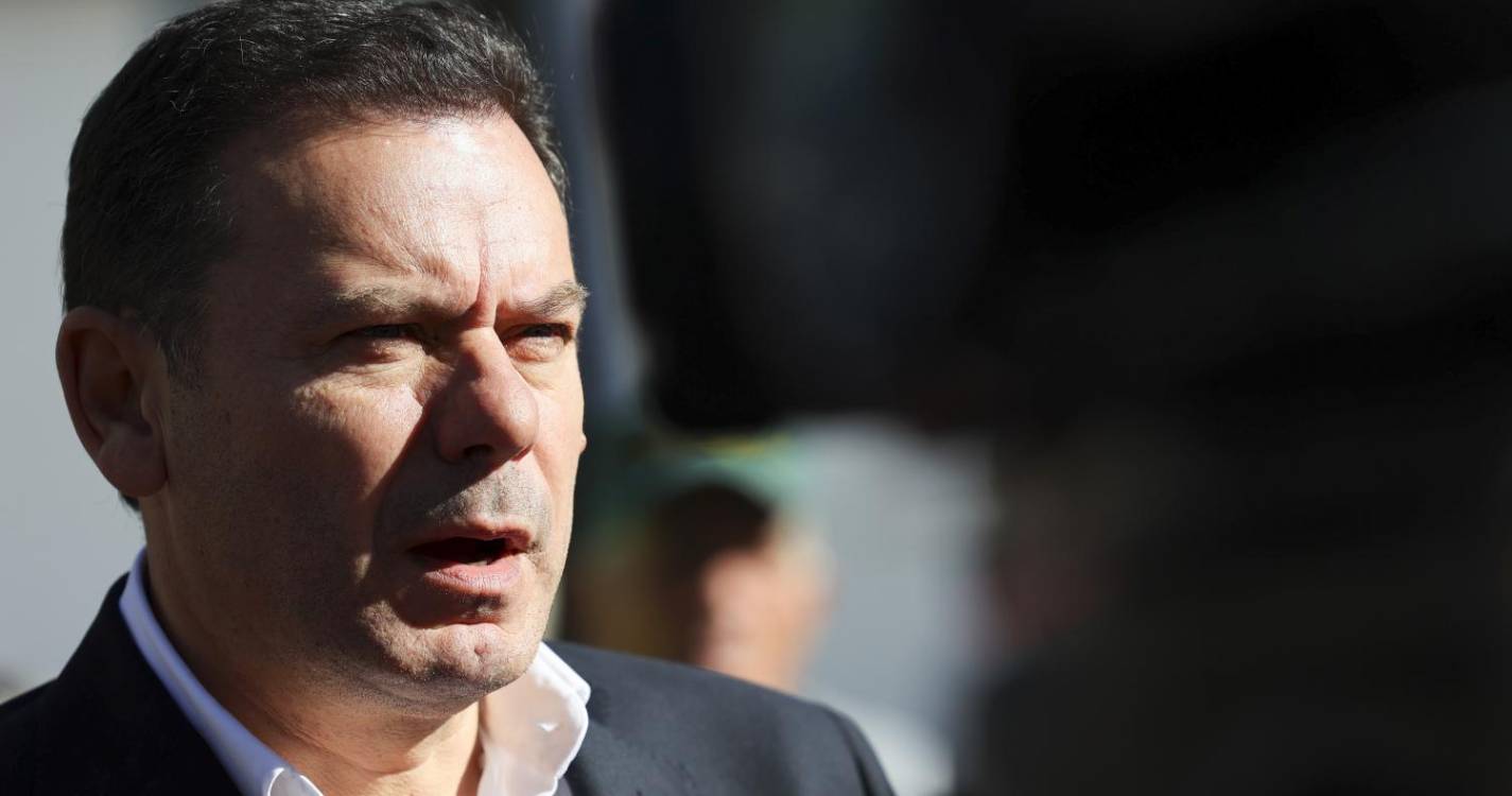 Montenegro diz que Costa quer reabilitar a sua imagem, após ter falhado como PM