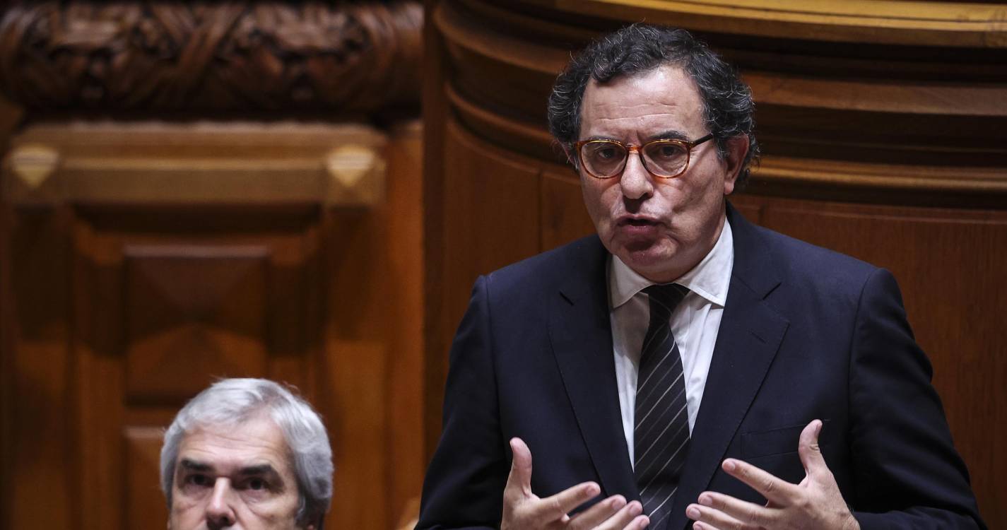 Ministro da Economia confiante em crescimento do PIB em 2% no acumulado do ano