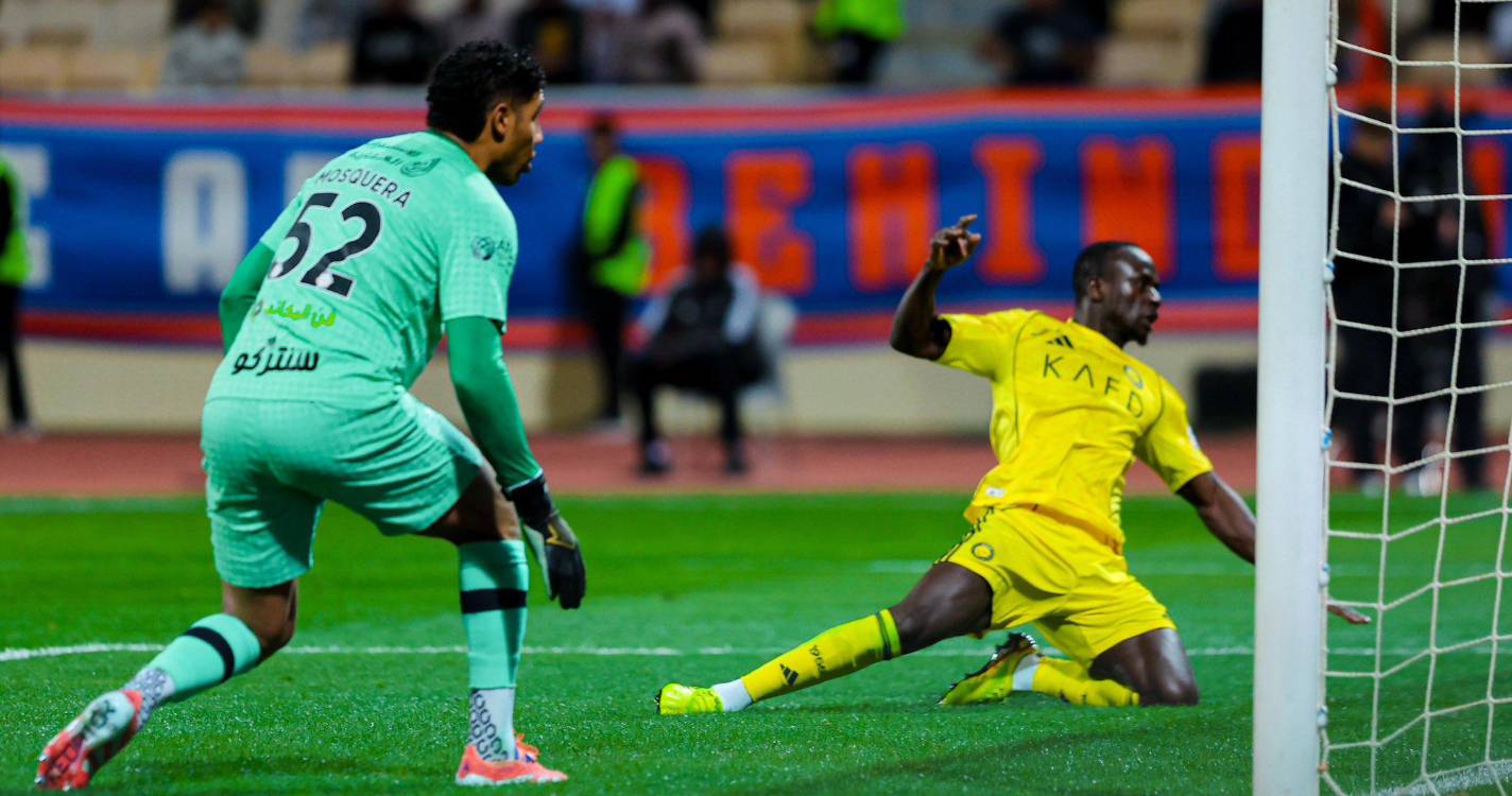 Irão: Adiados jogos das competições continentais de futebol no Médio Oriente