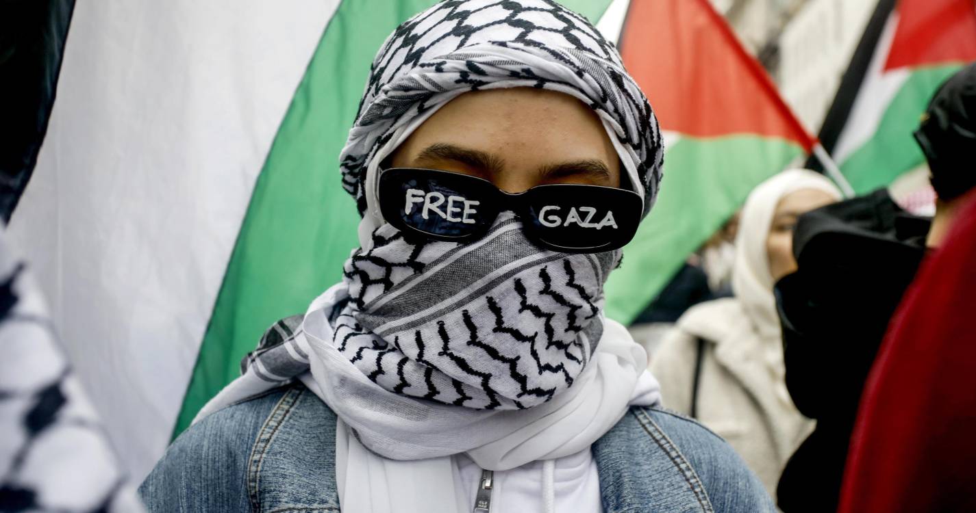 Médio Oriente: Petição para que Portugal reconheça Palestina entregue no Parlamento