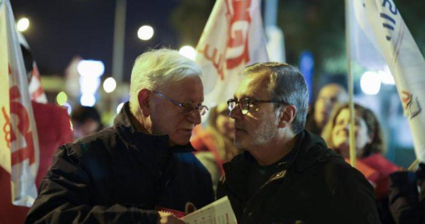 UGT e ministra do Trabalho reúnem-se hoje para negociar pacote laboral após a greve
