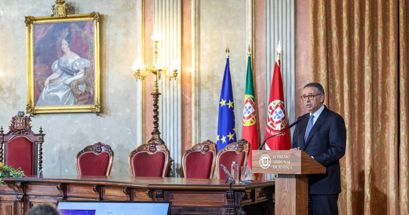 Presidente da República promulga diploma que permite aprender a conduzir com tutor