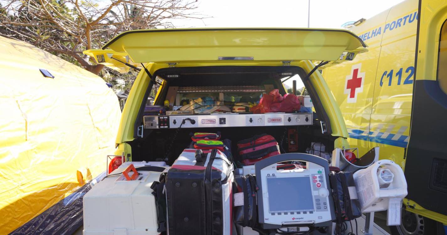 Homem de 54 anos em estado grave após despiste de mota em Câmara de Lobos