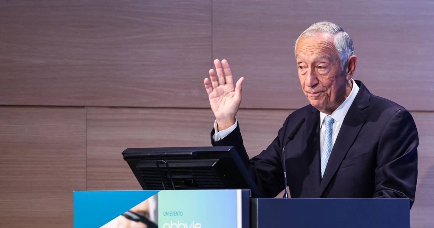 Marcelo pede que mudanças na saúde salvaguardem centralidade SNS