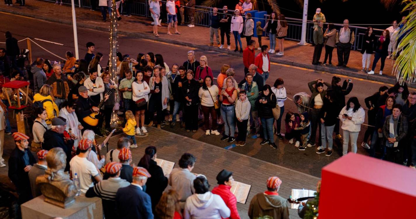Luzes de Natal já brilham na Calheta (com fotos e vídeo)