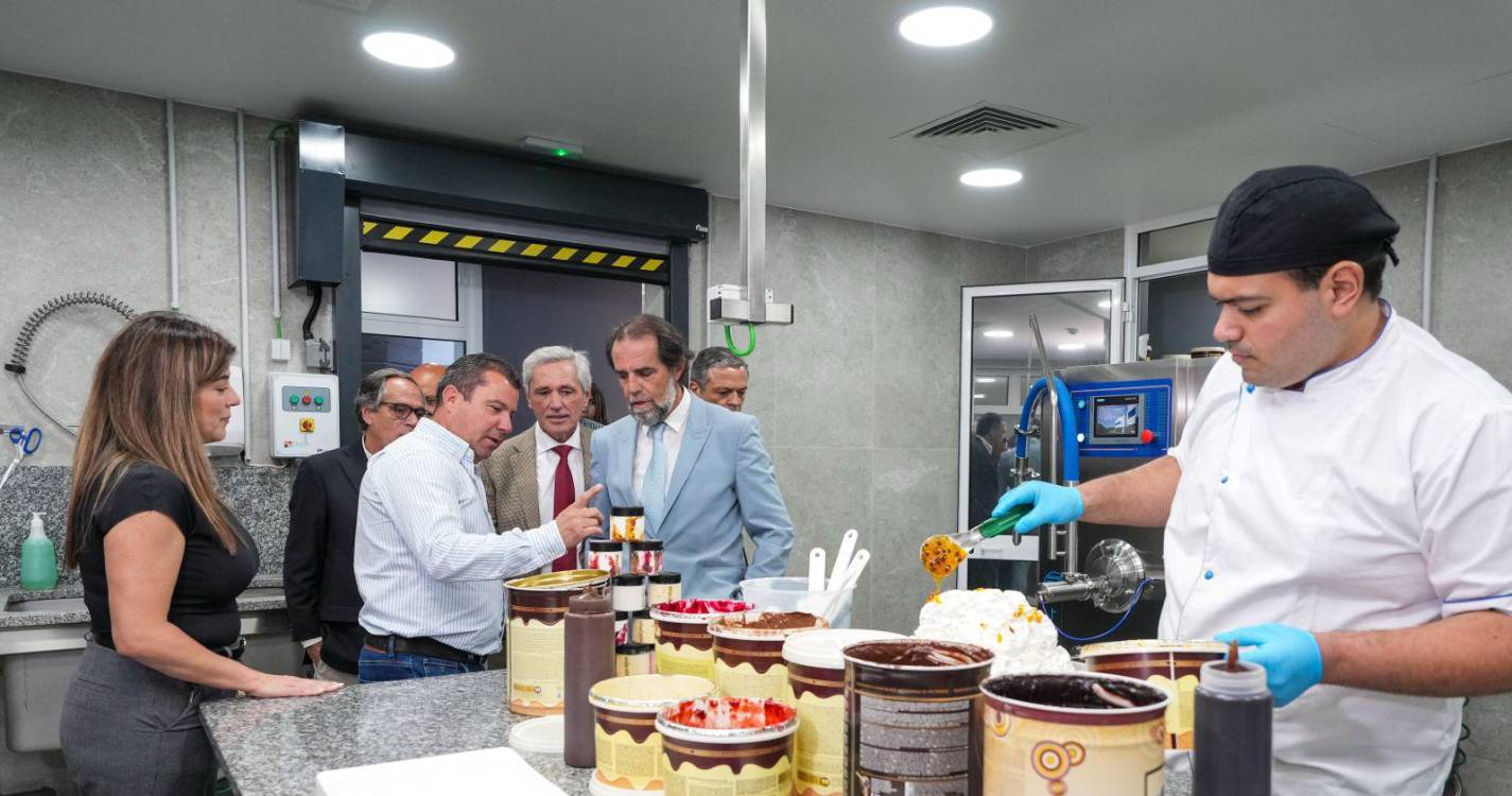 Sem líderes nacionais no congresso do PSD-M