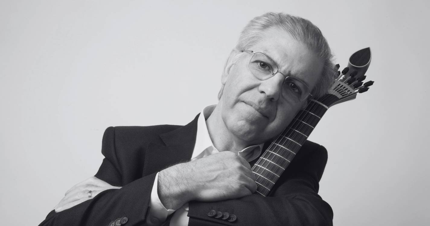 Morreu o guitarrista e fadista Carlos Macedo, intérprete de “Até o Rei ia ao Fado”