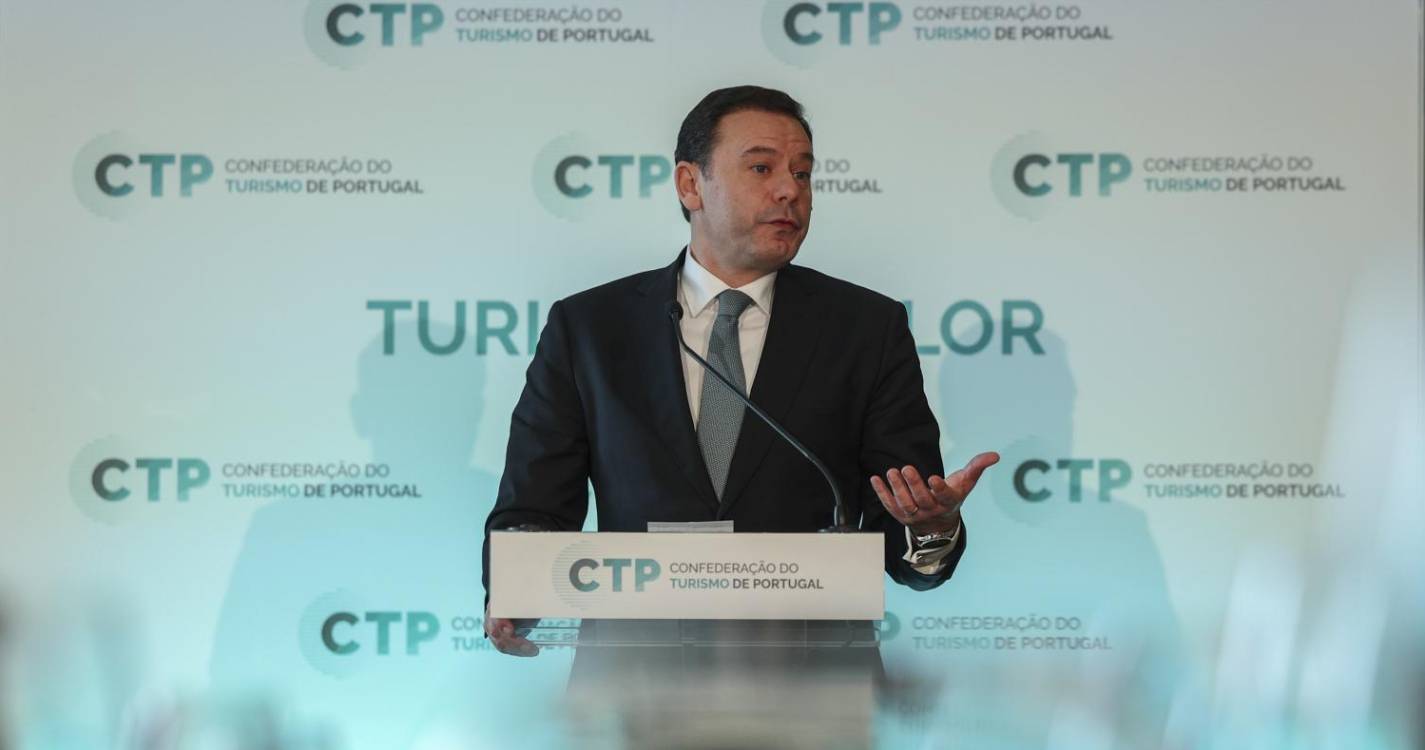 Eleições: Montenegro afirma ter a certeza que AD não irá precisar do PS para governar