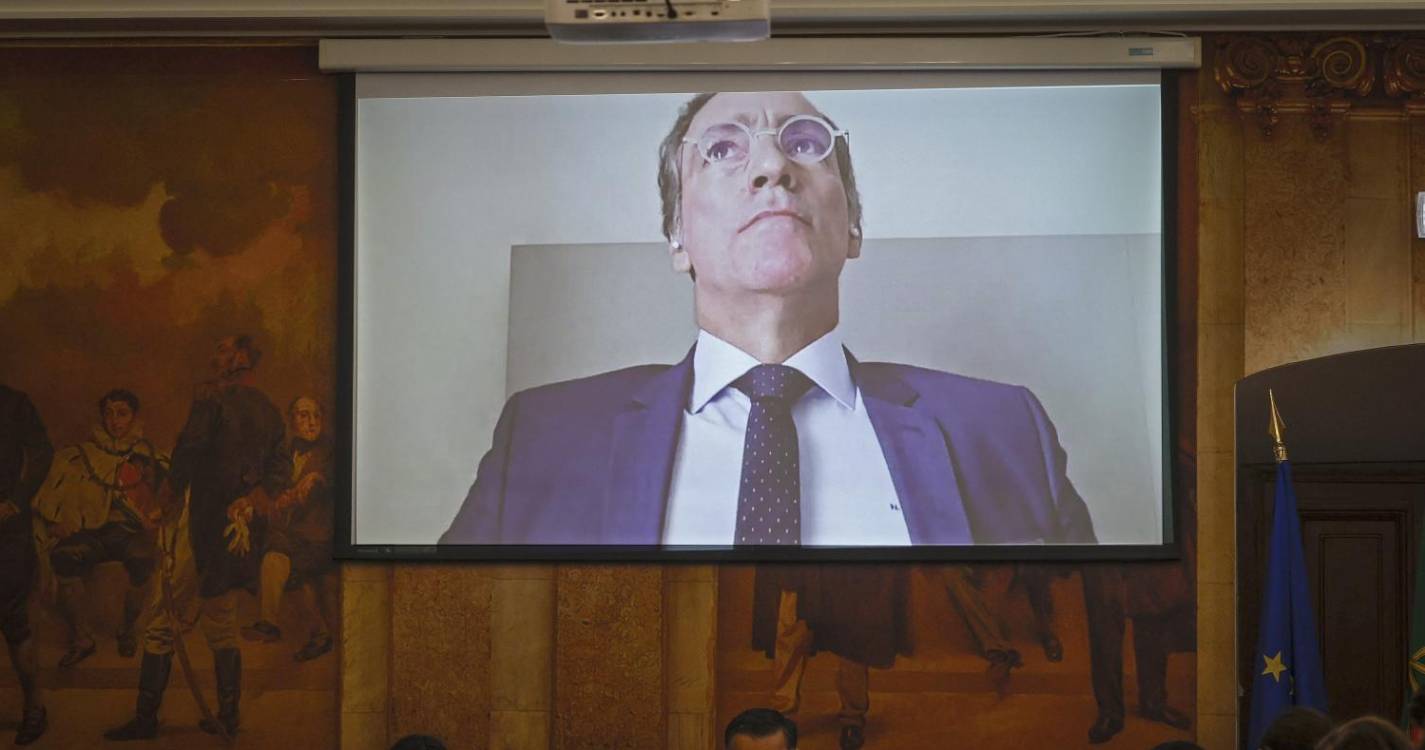 Caso gémeas: Nuno Rebelo de Sousa recusa-se a prestar qualquer esclarecimento e a responder aos deputados