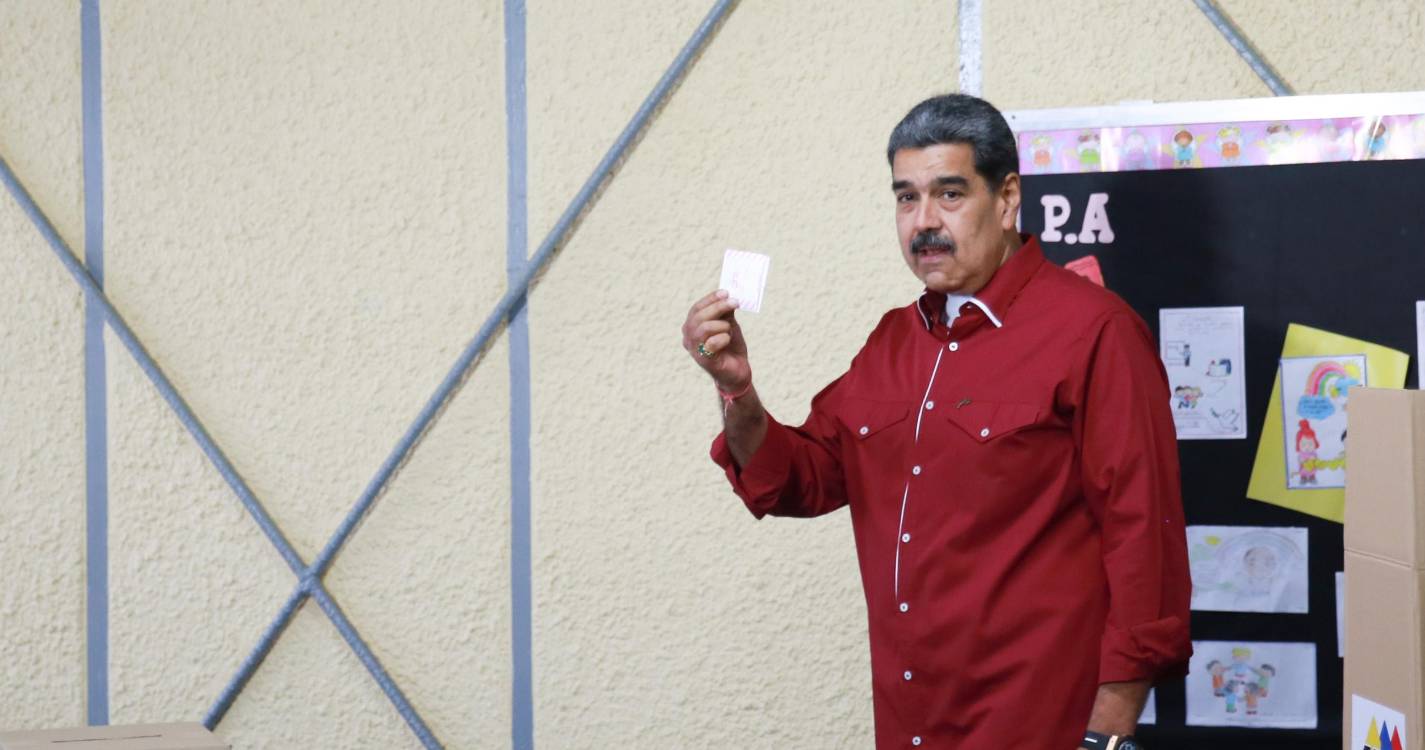 Venezuela: Maduro aproveita boicote e alcança maioria esmagadora no Parlamento e regiões