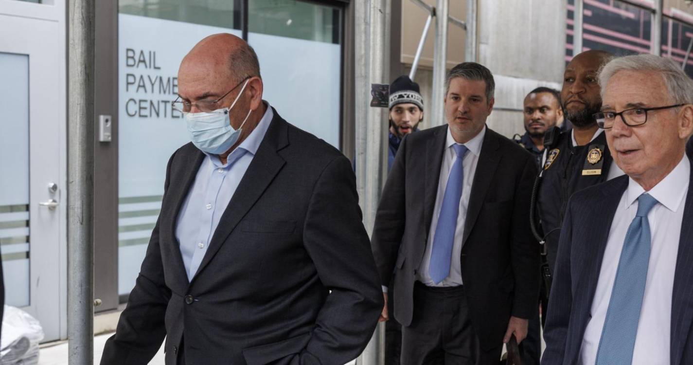 Ex-diretor financeiro de Trump declara-se culpado por perjúrio