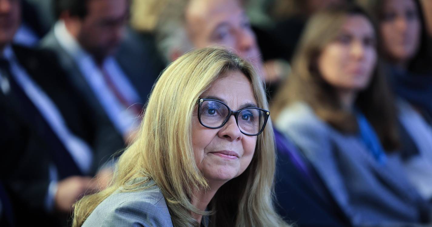 Ministra da Saúde recusa caos no SNS e garante que não desiste