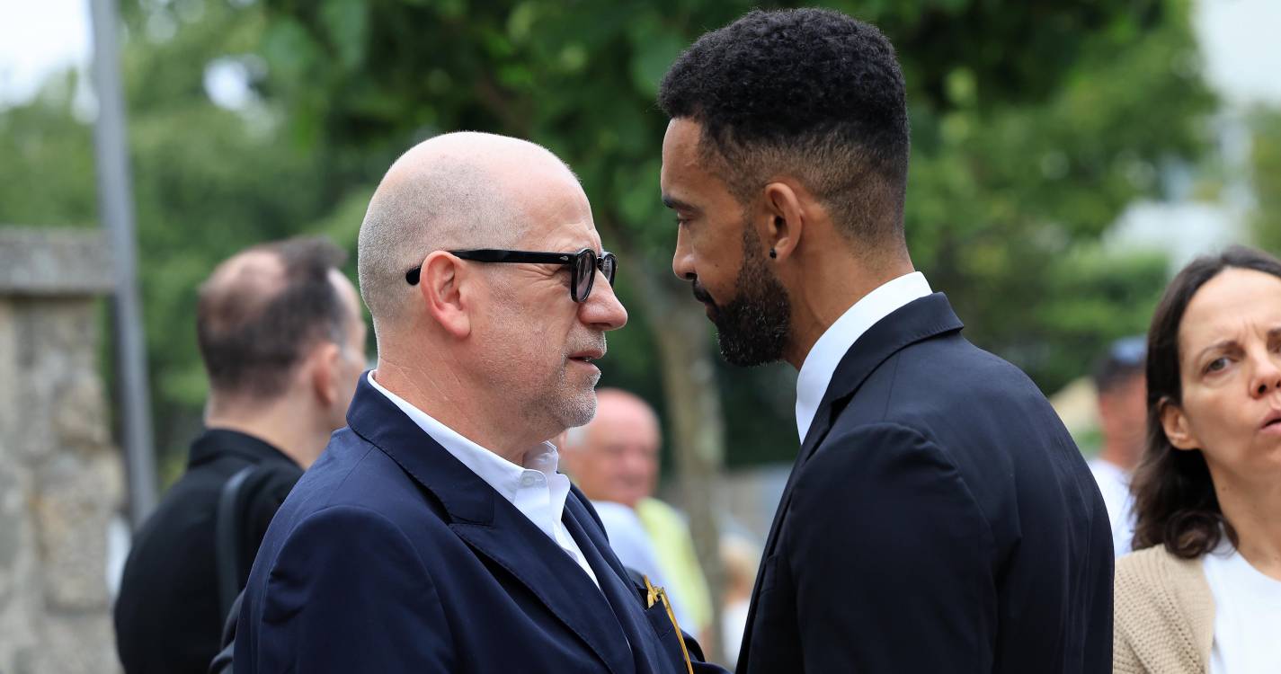 Futebol português despede-se de Jorge Costa num funeral marcado pela emoção (com fotos)
