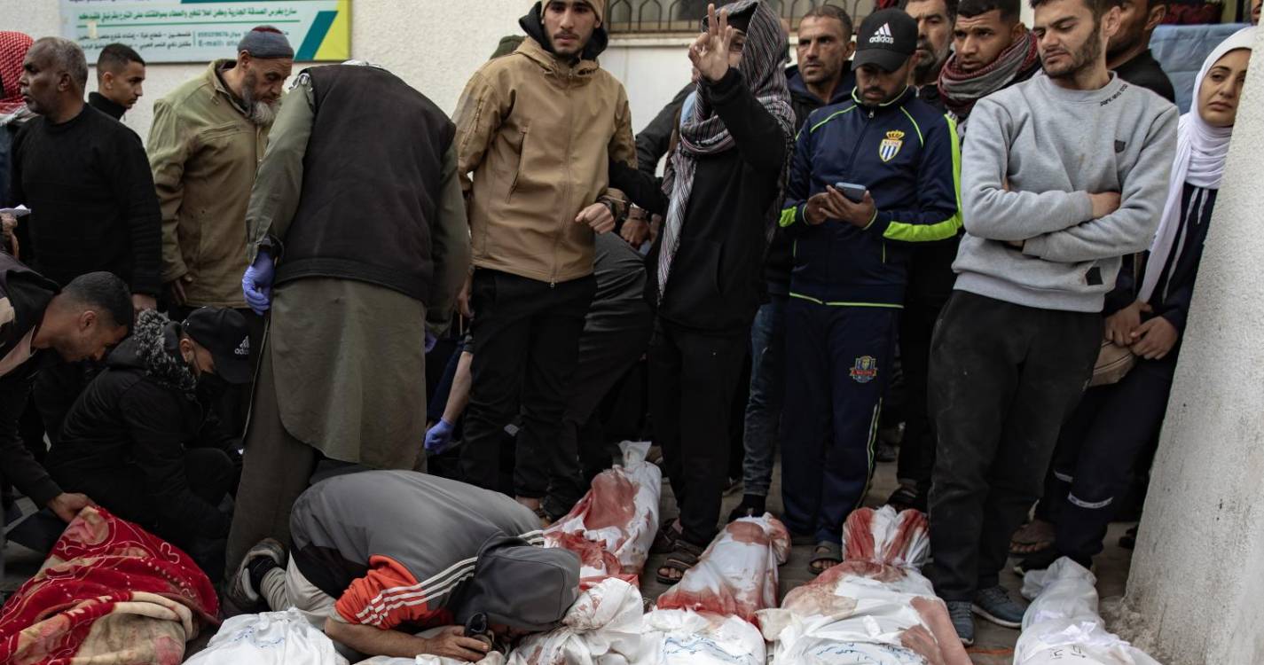 Cinco doentes morreram nos cuidados intensivos em Gaza por falta de oxigénio