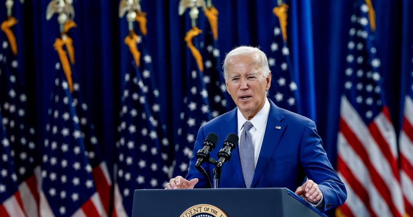 Biden considera “angustiantes e perigosos” comentários de Trump sobre NATO