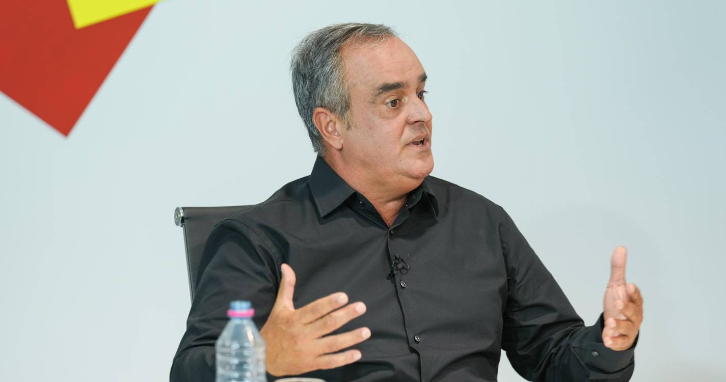 UNE critica acontecimentos na tomada de posse do executivo do Porto Santo