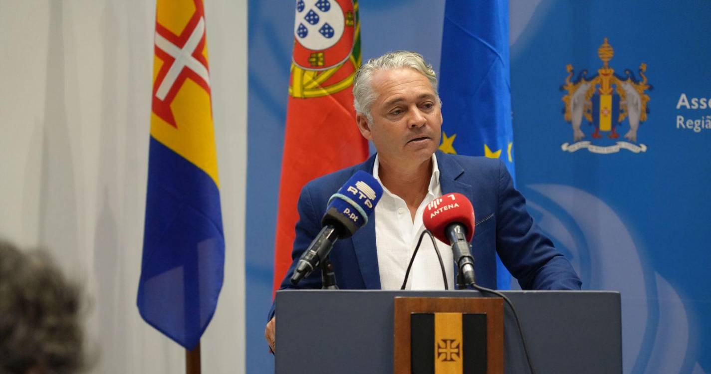 Mobilidade: Líder do JPP acusa Montenegro e Marcelo de “castigar” a insularidade