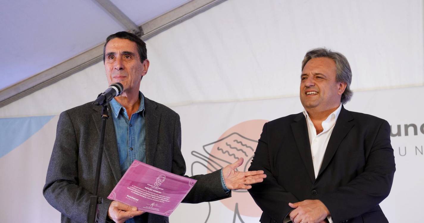 Veja como foi o segundo dia da Feira do Livro (com fotos)