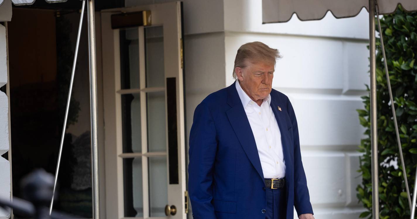 Israel/Irão: Trump admite violações do cessar-fogo de ambos os lados