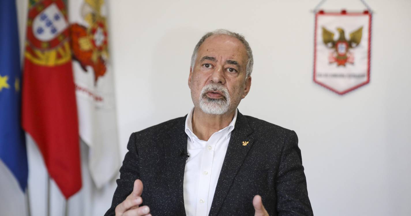 Bombeiros reclamam dívida de 30 ME do INEM e alertam para risco no subsídio de Natal