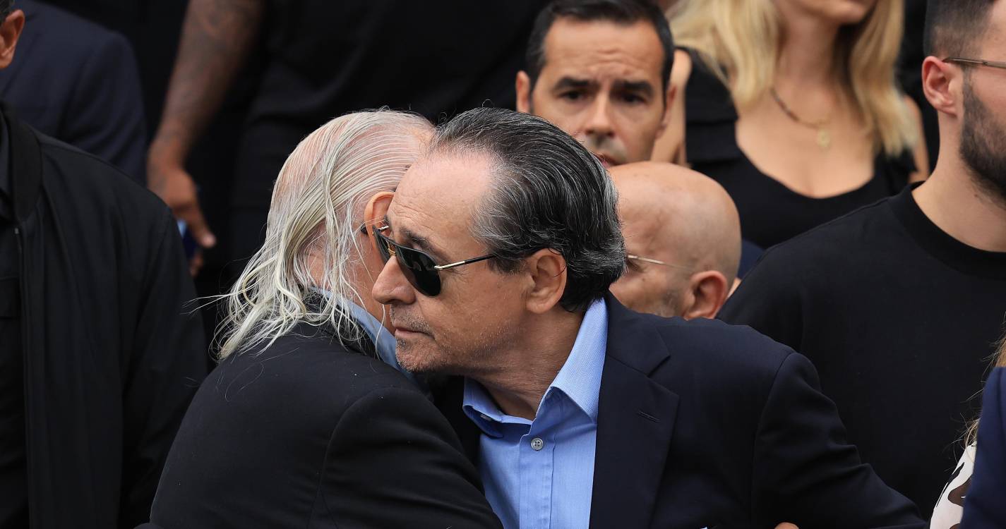 Futebol português despede-se de Jorge Costa num funeral marcado pela emoção (com fotos)