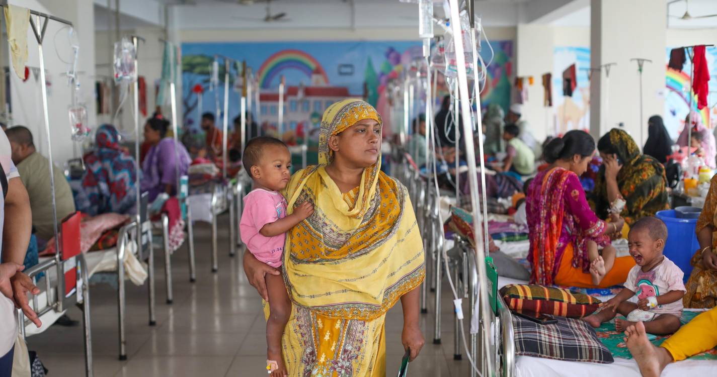Bangladesh enfrenta epidemia de sarampo mais grave em 20 anos com 320 mortos