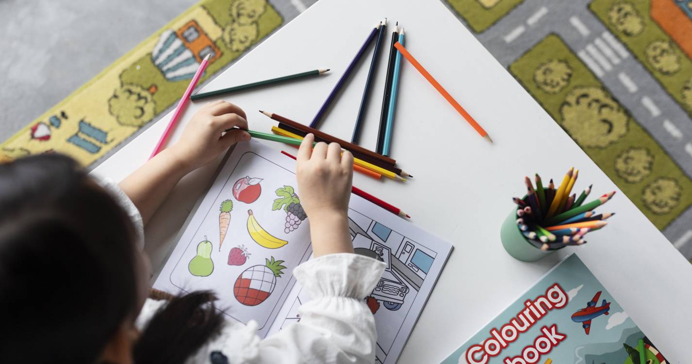 Venda de livros cresce 6,9% em 2025 empurrada por livros infantis e de colorir