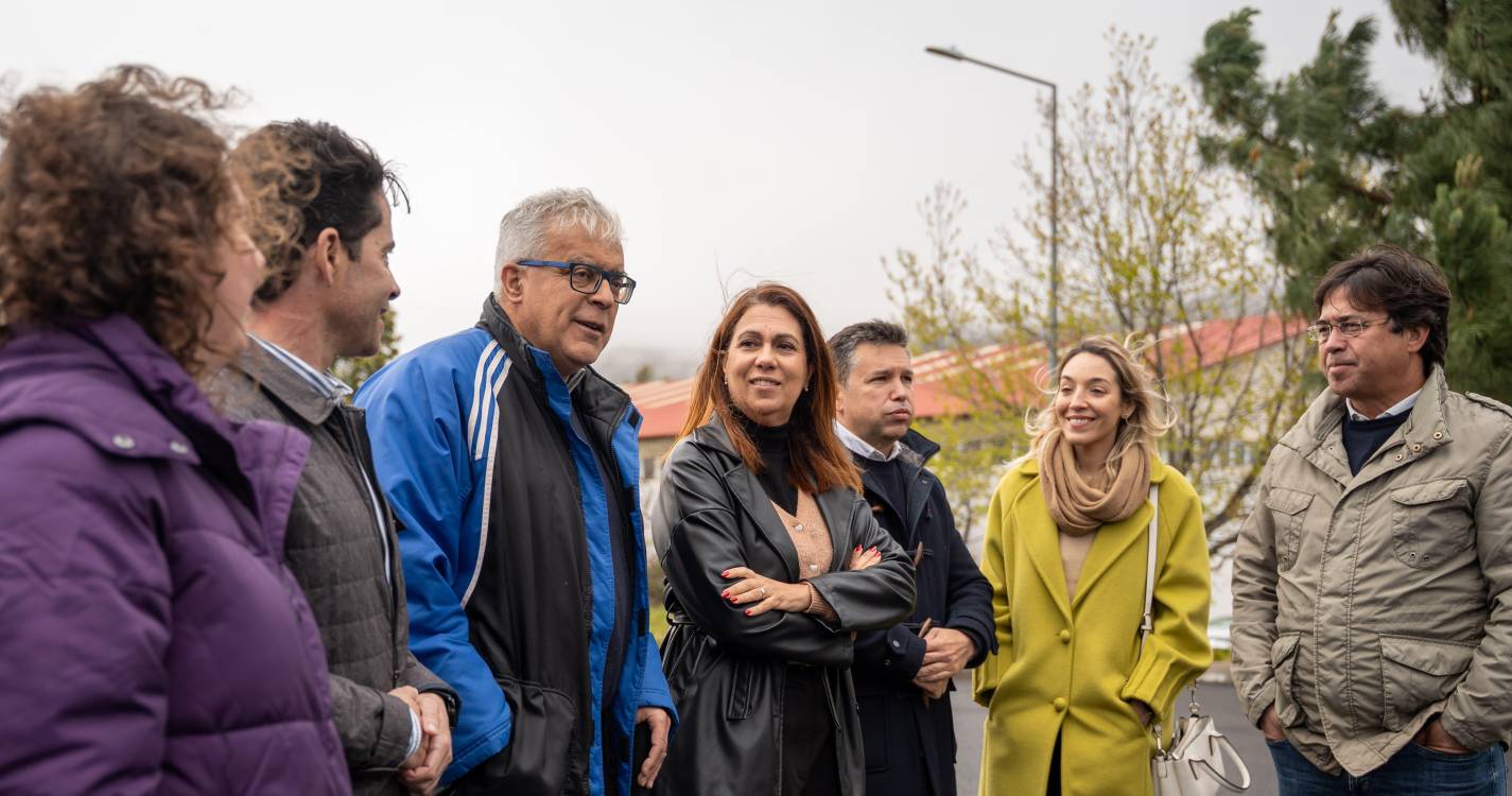 PS defende salário médio nos 2.000 euros até 2029 e 37,5 horas de trabalho semanais para todos os trabalhadores