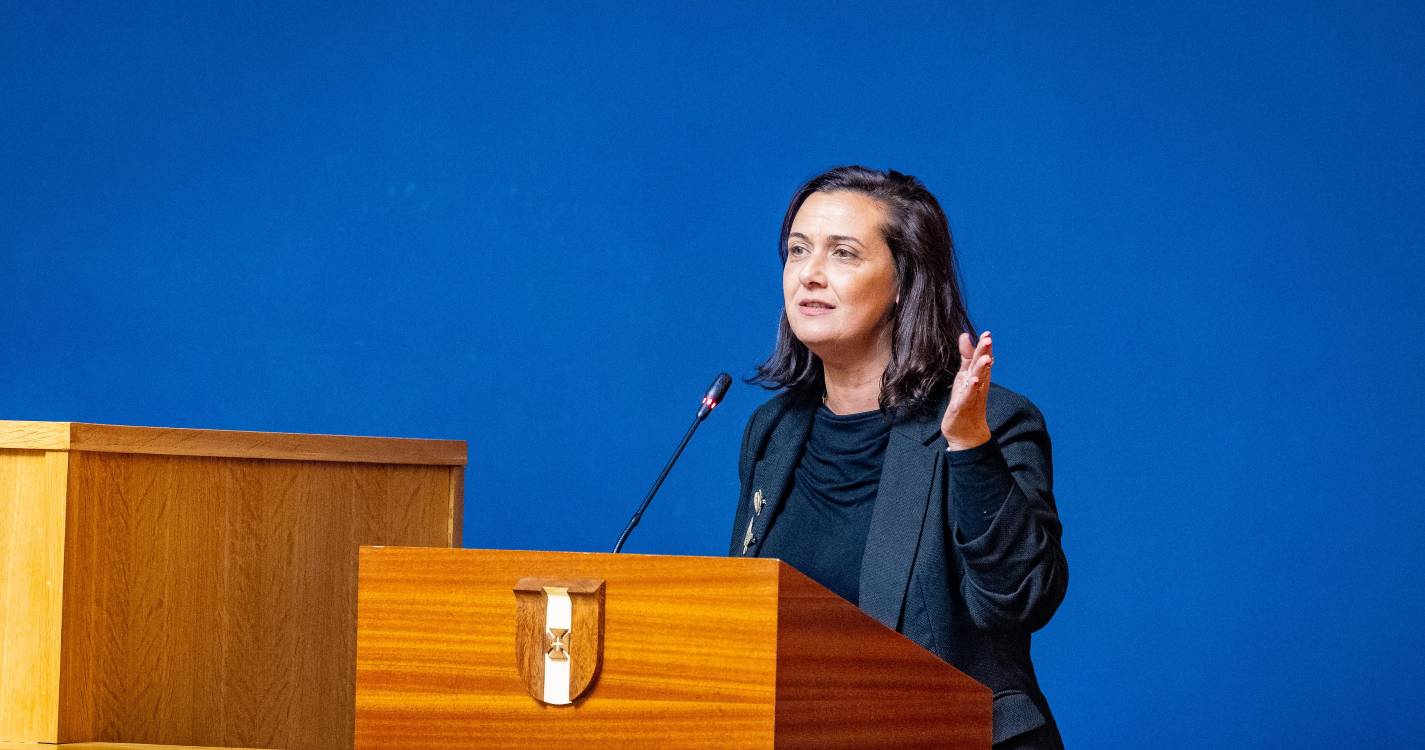 PSD aponta responsabilidade a Santa Cruz em cobertura de campo desportivo