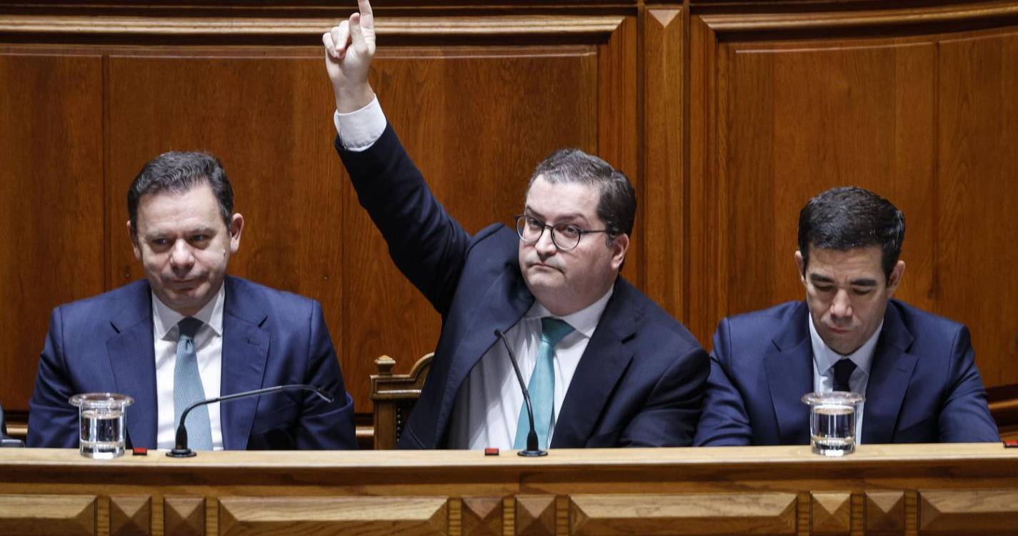 OE2025: Ministro vê Chega “cada vez mais socialista” e critica “reduções seletivas” de IRC do PS