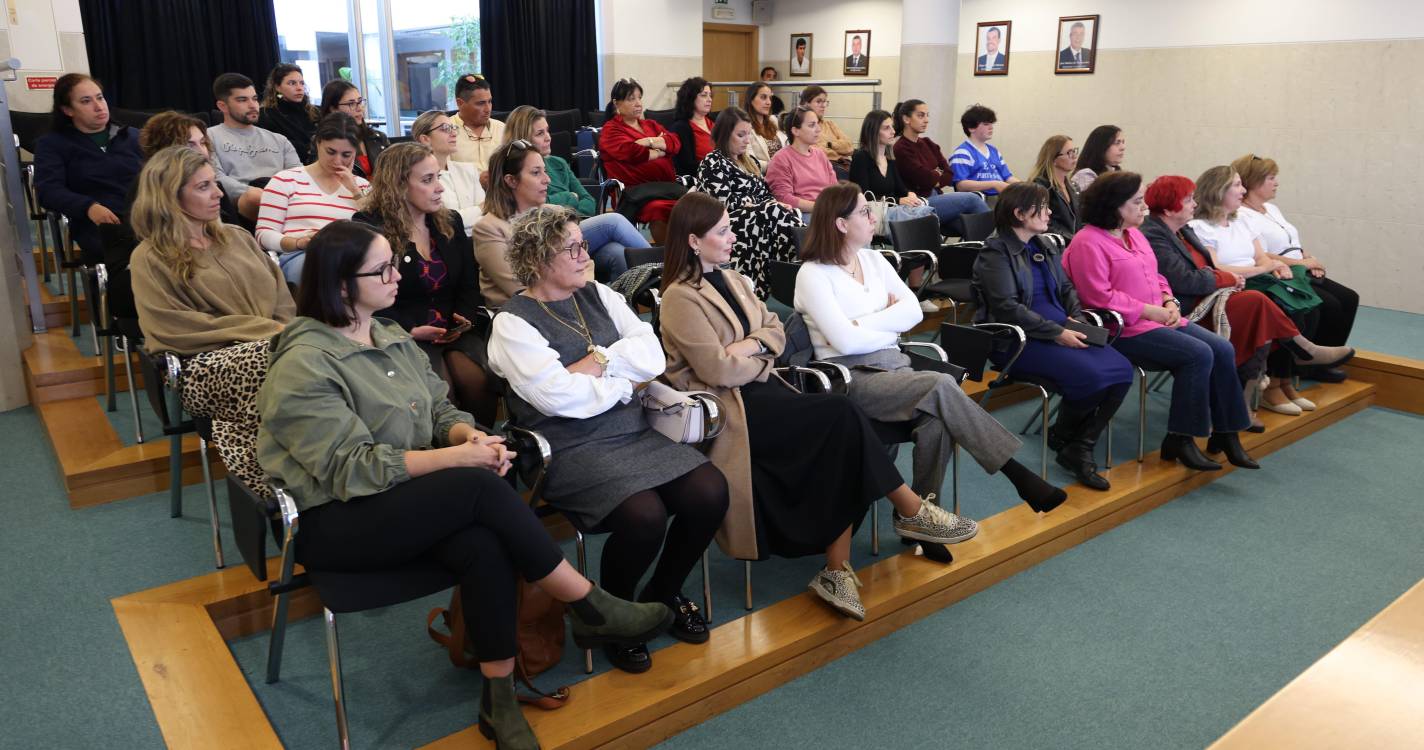 Oito enfermeiros medalhados pelos 25 anos de inscrição na Ordem