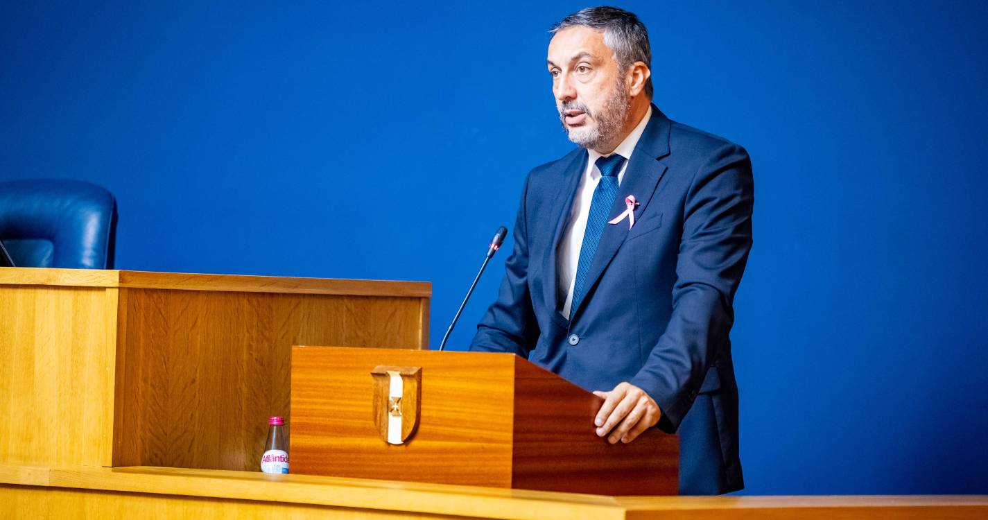 PS defende projeto para regular veículos de aluguer. 14 mil carros para 255 mil habitantes “é insustentável”