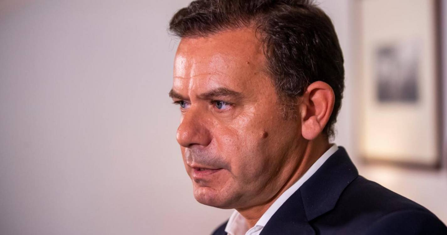 Primeiro-ministro manifesta “profunda consternação” após ataque em Inglaterra