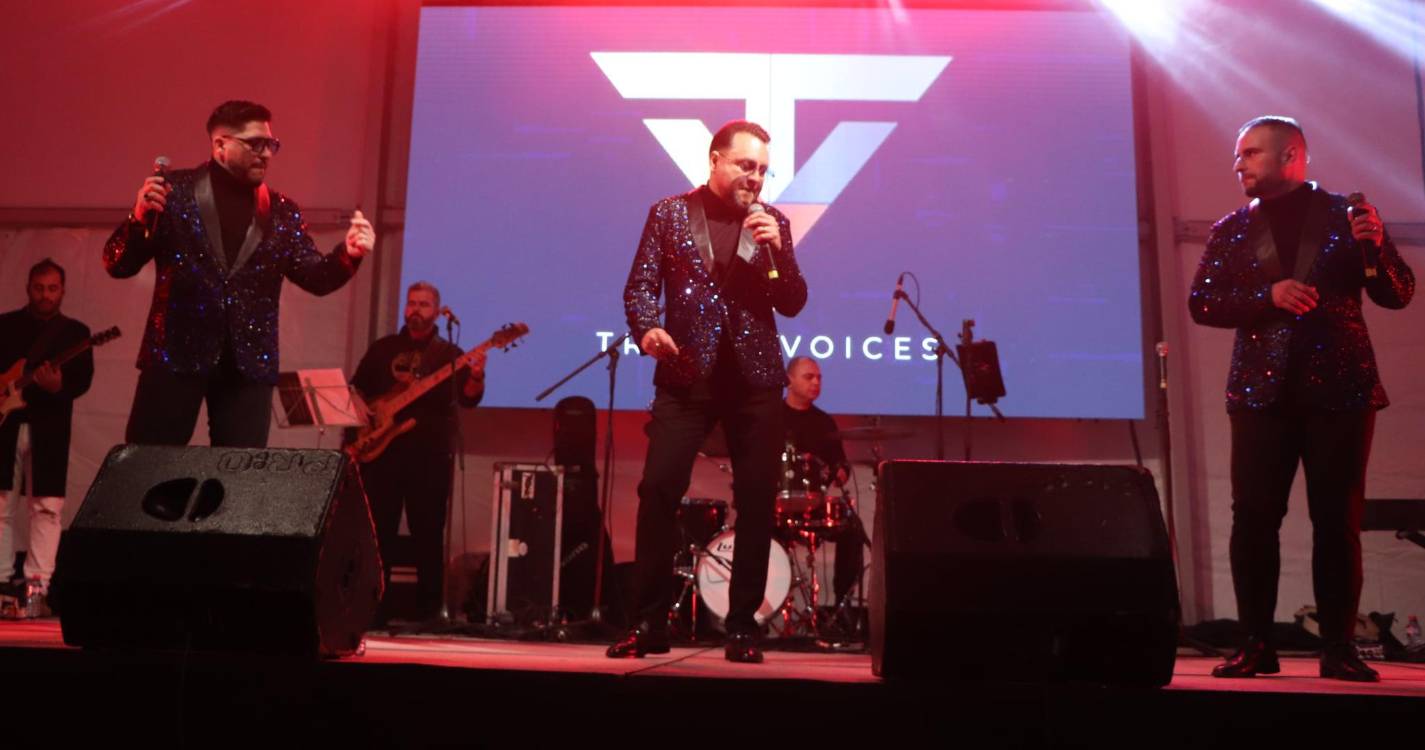 Machico foi destino de milhares de pessoas pela noite dentro (com fotos)