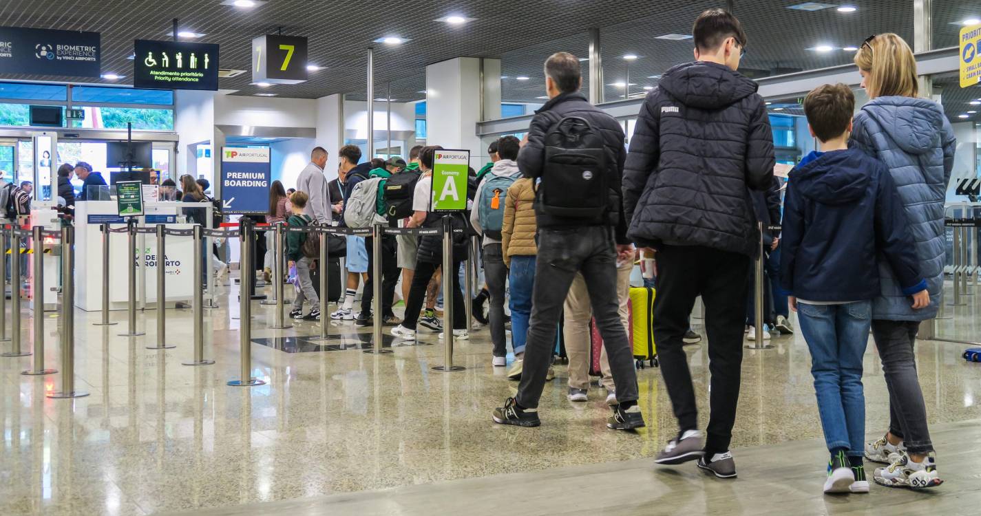Aeroportos da Madeira e Porto Santo receberam 520,5 mil passageiros em abril