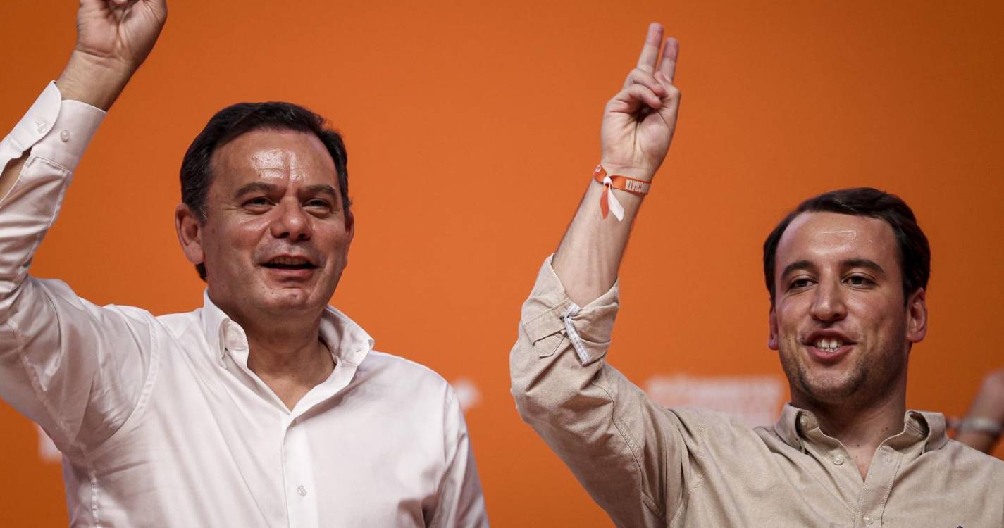 Montenegro diz ao PS e Chega para se juntarem ao Governo para “decidir bem”