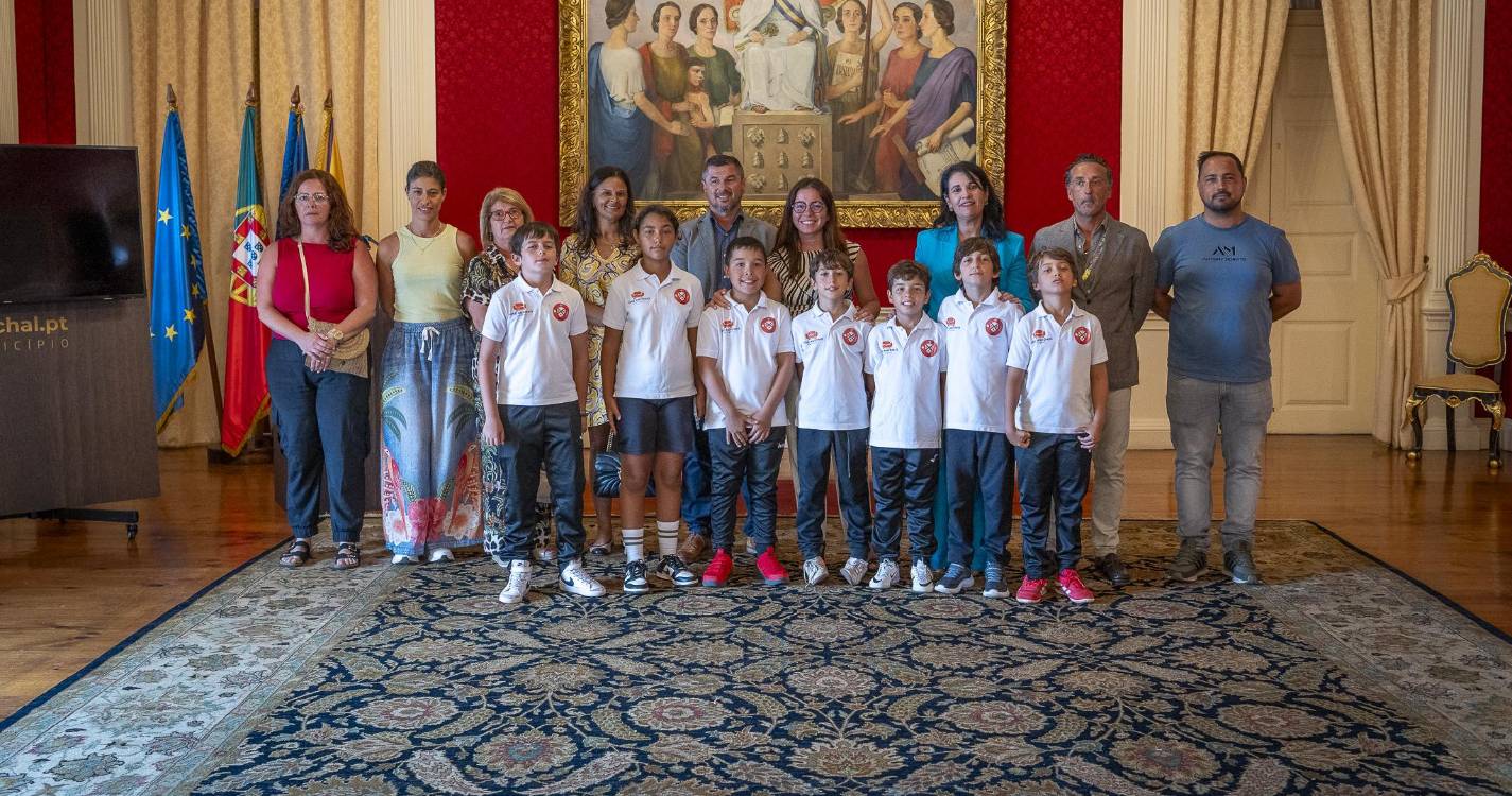 Azinhaga assegura espaço no polidesportivo de São Roque